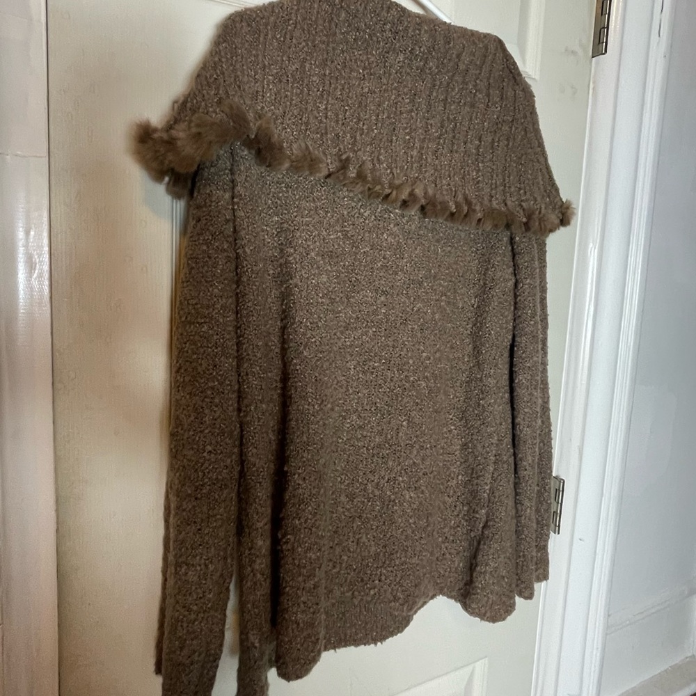 DB XL turtleneck sweater brown womens fur trimming euc - Picture 5 of 8
